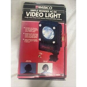 Ámbito Simple wonder AC/DC video light works complete Model V – 0865